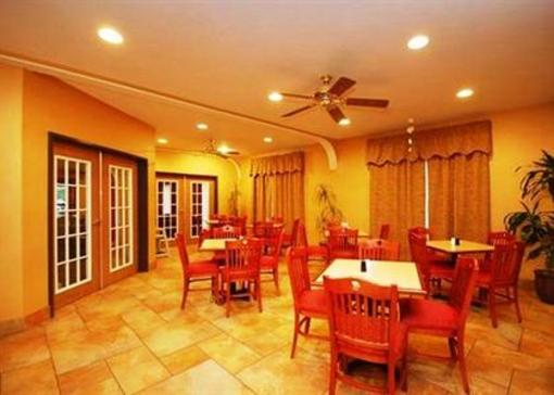 фото отеля Comfort Suites Near Seaworld