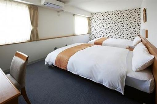 фото отеля Chisun Inn Osaka Hommachi