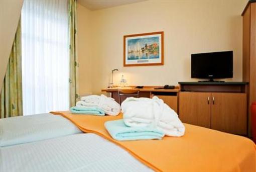 фото отеля Aparthotel Am Weststrand