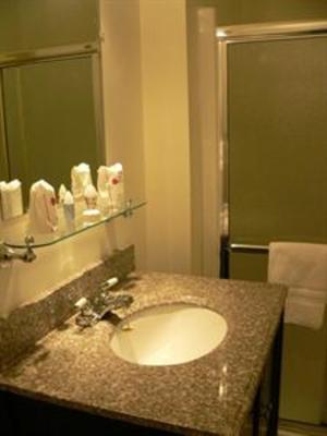 фото отеля Auberge Maison Roy Hotel Quebec City