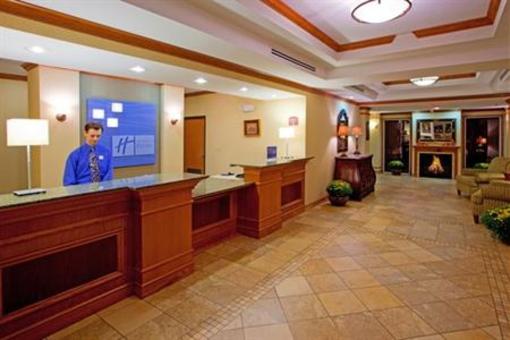 фото отеля Holiday Inn Express Hotel & Suites Parkersburg Mineral Wells (West Virginia)