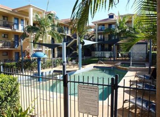 фото отеля South Pacific Apartments Port Macquarie
