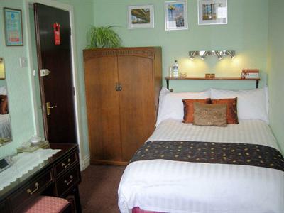 фото отеля Pembroke Guest Accommodation Blackpool