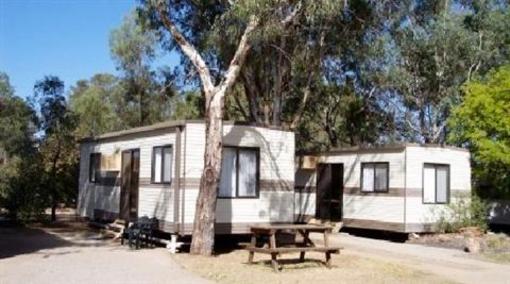 фото отеля A Shady River Holiday Park Moama