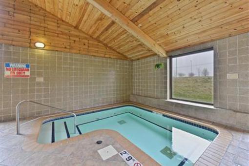 фото отеля BEST WESTERN Airport Inn & Suites/KCI North