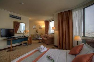 фото отеля Al Diar Dana Hotel