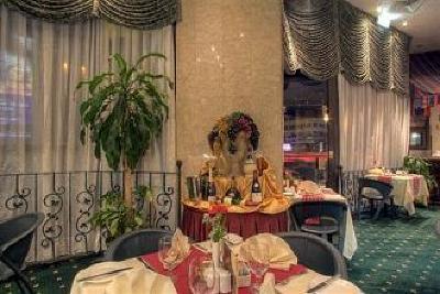 фото отеля Al Diar Dana Hotel