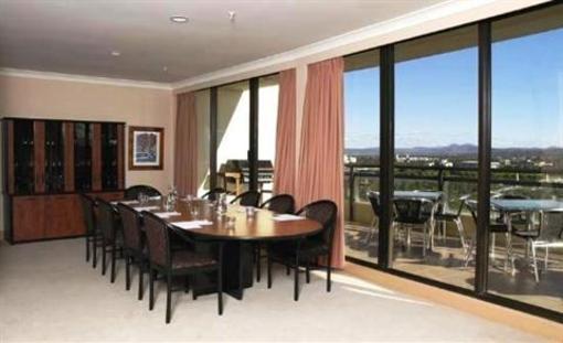 фото отеля BreakFree Capital Tower Canberra