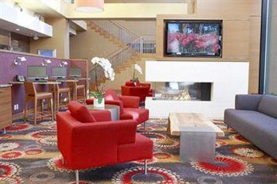 фото отеля Cascadia Hotel & Suites