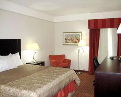 фото отеля La Quinta Inn & Suites Winnie