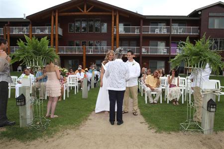 фото отеля BEST WESTERN PREMIER The Lodge on Lake Detroit
