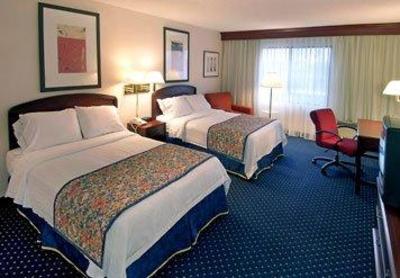фото отеля Courtyard by Marriott Springfield Airport