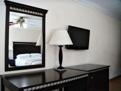 фото отеля Travelodge Santa Maria
