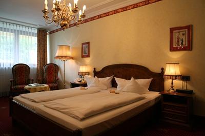 фото отеля Ringhotel Wittelsbacher Hoh