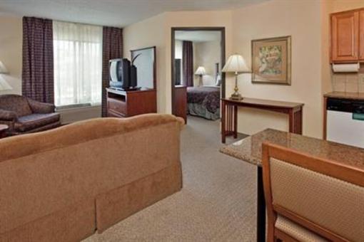 фото отеля Staybridge Suites Columbia (Missouri)