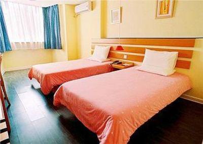 фото отеля Home Inn Wuhan Guanggu Jiayuan Road