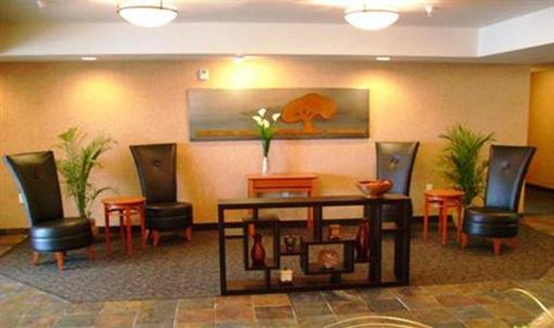 фото отеля Oak Tree Inn Sharon Springs