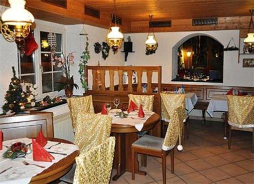 фото отеля Gasthof & Hotel Zur Linde