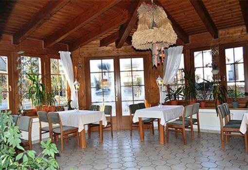 фото отеля Gasthof & Hotel Zur Linde
