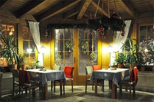 фото отеля Gasthof & Hotel Zur Linde