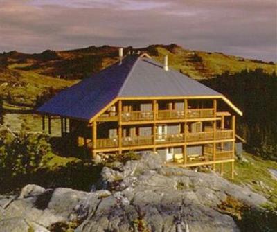 фото отеля Purcell Mountain Lodge