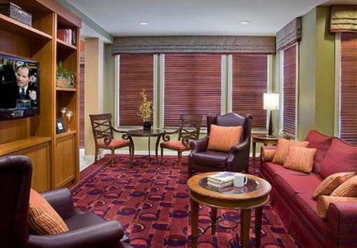 фото отеля Residence Inn Gravenhurst Muskoka Wharf