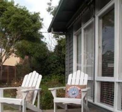 фото отеля The Little Red Hen Bed & Breakfast