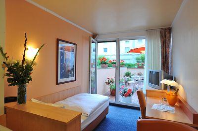 фото отеля Savoy Hotel Bonn