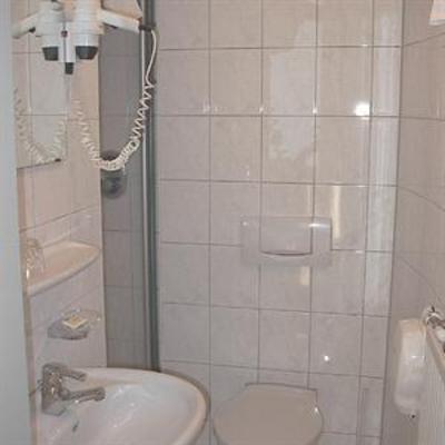 фото отеля Hotel Domino Hanau