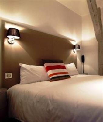 фото отеля Henri IV Hotel