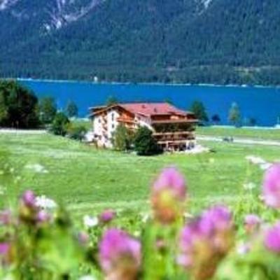 фото отеля Bergland Gasthof Hotel Pertisau