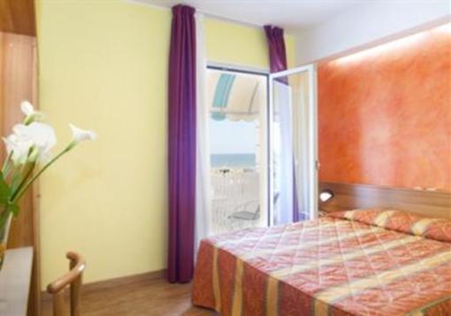 фото отеля Hotel Marzia Holiday Queen
