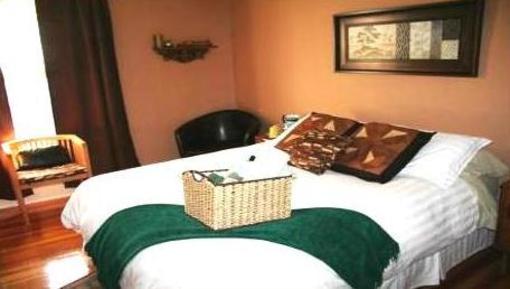 фото отеля River Wynde Executive Bed and Breakfast