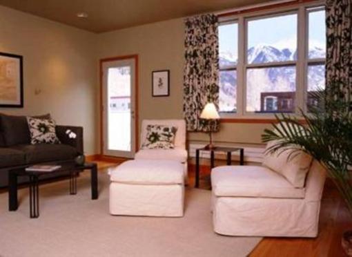 фото отеля Camels Garden Hotel Telluride