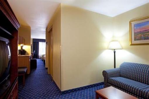 фото отеля Holiday Inn Opelousas