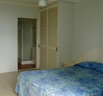 фото отеля Carlton Apartments