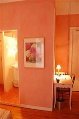фото отеля Hotel La Maison Du Lierre Biarritz