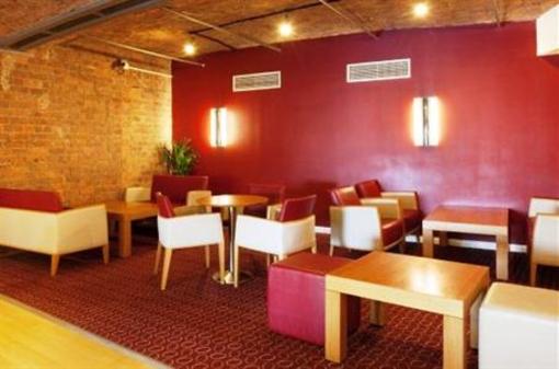 фото отеля Holiday Inn Express Liverpool-Albert Dock