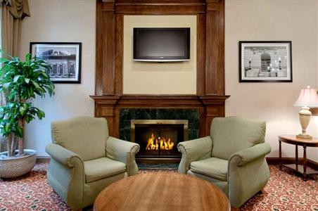 фото отеля Hilton Grand Rapids Airport
