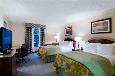 фото отеля Hilton Grand Rapids Airport