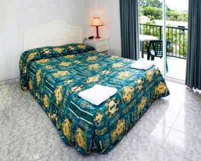фото отеля Mediterranean All Suite Hotel