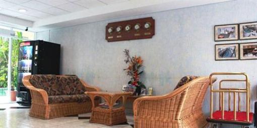 фото отеля Mediterranean All Suite Hotel