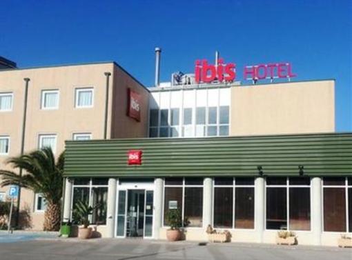 фото отеля Ibis Hotel Alicante