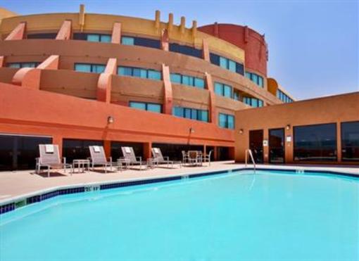 фото отеля Holiday Inn Hotel & Suites Anaheim Fullerton