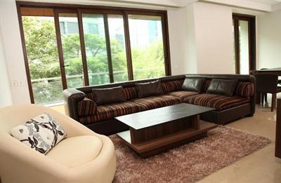 фото отеля Laurent & Benon Suites - Santacruz East