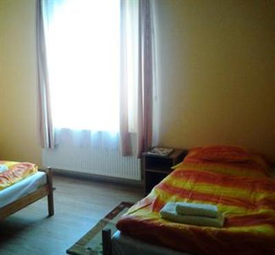 фото отеля Hetszinvilag Boarding House