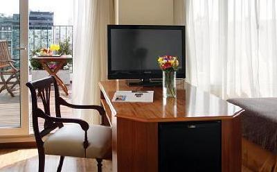 фото отеля Embajador Hotel Buenos Aires