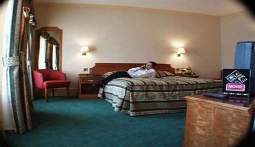 фото отеля Three Queens Hotel