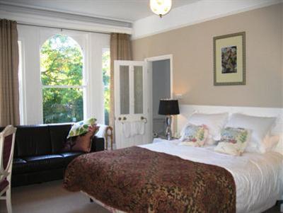 фото отеля Rosehill Rooms and Cookery