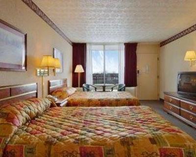 фото отеля Super 8 Motel Mount Jackson